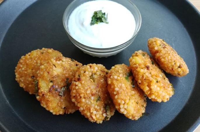 special food for Navratri Railway passengers | नवरात्रीत रेल्वे प्रवाशांसाठी उपवासाचे भोजन special food for Navratri Railway passengers | नवरात्रीत रेल्वे प्रवाशांसाठी उपवासाचे भोजन