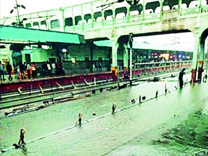 Nagpur railway station; Four crores of work, gave a rupee! | नागपूर रेल्वेस्थानक; चार कोटींचे काम, दिला एक रुपया!