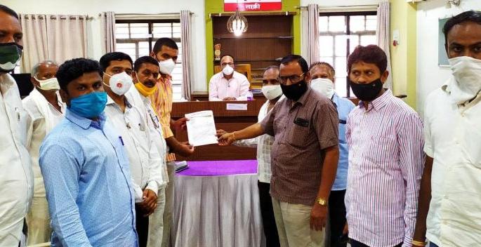 The Nagar Panchayat is not serious about Corona | कोरोनासंदर्भात नगरपंचायतीला गांभीर्य नाही The Nagar Panchayat is not serious about Corona | कोरोनासंदर्भात नगरपंचायतीला गांभीर्य नाही