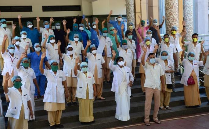 World Nurses Day; Warriors who take care of patients in the subcontinent | जागतिक परिचारिका दिन; उपराजधानीतील रुग्णांच्या वेदनेवर फुंकर घालणाऱ्या योद्धा