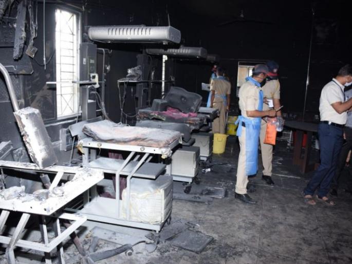 When the baby came in hand, the face turned black; Silent mothers | Bhandara Fire; हातात बाळ आले तेव्हा चेहरा काळा पडला हाेता; नि:शब्द मातांचे मूक आक्रंदन When the baby came in hand, the face turned black; Silent mothers | Bhandara Fire; हातात बाळ आले तेव्हा चेहरा काळा पडला हाेता; नि:शब्द मातांचे मूक आक्रंदन