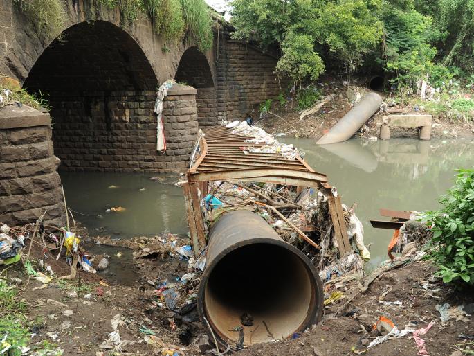 The Kolhapur Municipal Administration also has the necessary work to delay the work | कोल्हापूर मनपा प्रशासनाकडून अत्यावश्यक कामातही दिरंगाई The Kolhapur Municipal Administration also has the necessary work to delay the work | कोल्हापूर मनपा प्रशासनाकडून अत्यावश्यक कामातही दिरंगाई