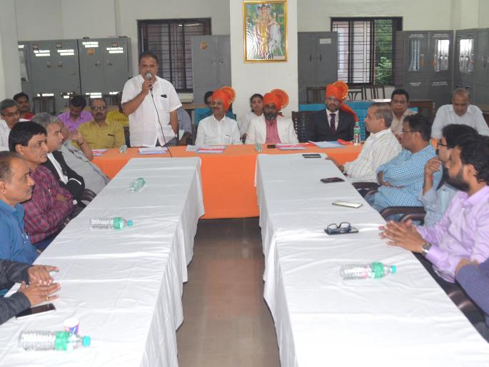 In the space at Sheda Park, the bench will blow up the plank | नियोजित जागेचा फलक लावून खंडपीठ आंदोलनाचे रणाशिंग फुंकणार In the space at Sheda Park, the bench will blow up the plank | नियोजित जागेचा फलक लावून खंडपीठ आंदोलनाचे रणाशिंग फुंकणार