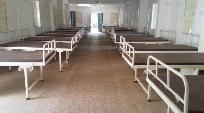 148-bed detached room for 'corona' suspects in Patur | पातुरातील ‘कोरोना’ संदिग्धांसाठी १४८ खाटांचा विलगीकरण कक्ष 148-bed detached room for 'corona' suspects in Patur | पातुरातील ‘कोरोना’ संदिग्धांसाठी १४८ खाटांचा विलगीकरण कक्ष