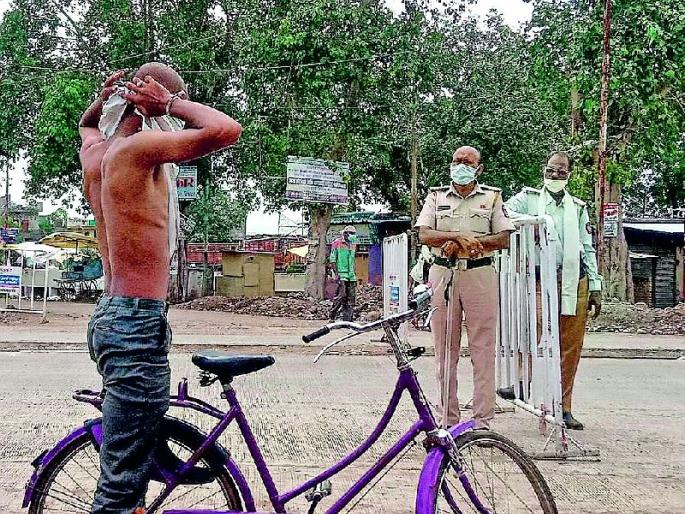 No masks, tie shirts! | मास्क नाही, शर्ट बांध! No masks, tie shirts! | मास्क नाही, शर्ट बांध!