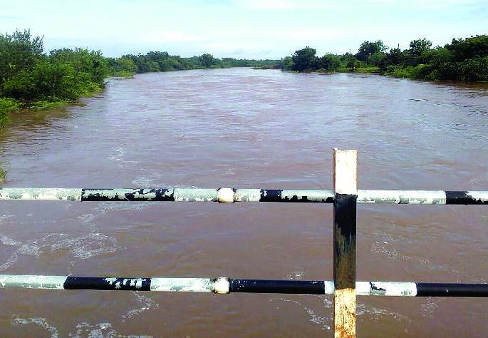 Mangaanga Dothi after seven years | सात वर्षांनी माणगंगा दुथडी