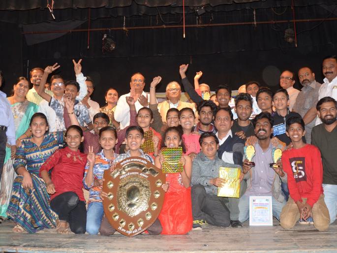 'School' in Bangalore | बालनाट्यात ‘शाळे’ची बाजी 'School' in Bangalore | बालनाट्यात ‘शाळे’ची बाजी