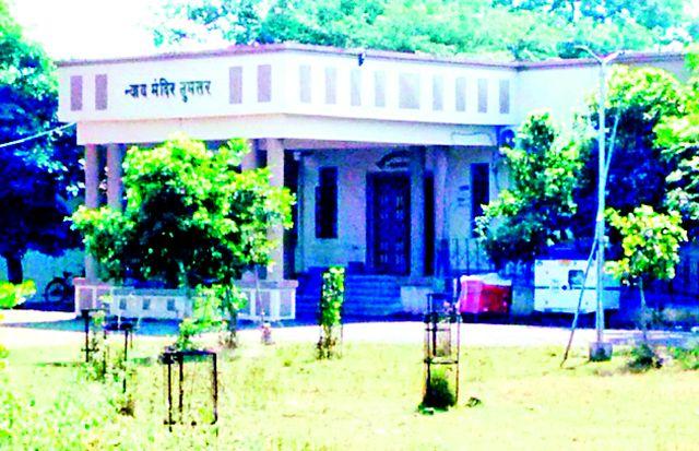 Divadhi bypass route is fatal | देव्हाडी बायपास मार्ग जीवघेणा Divadhi bypass route is fatal | देव्हाडी बायपास मार्ग जीवघेणा