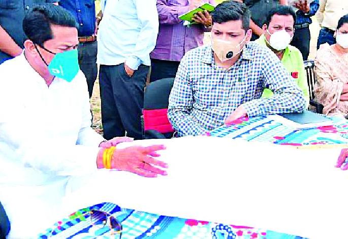 Treat those with mild symptoms at home | सौम्य लक्षणे असलेल्यांना घरीच उपचार द्या