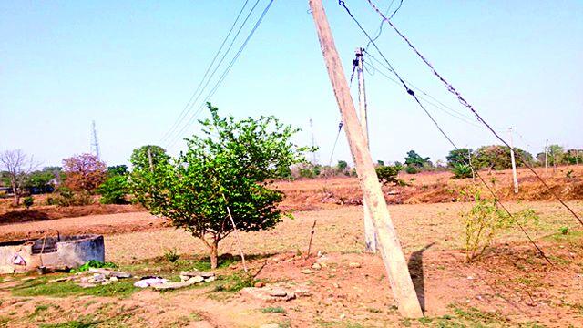 Complainant lodged complaint against women | तक्रारकर्त्या महिलांविरोधात केला गुन्हा दाखल