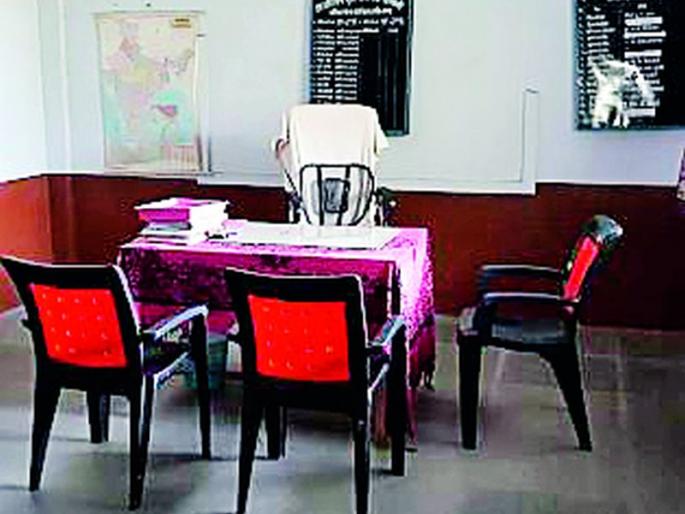 The arbitrary stewardship of the lakhs' land records | लाखनी ‘भूमिअभिलेख’चा मनमानी कारभार The arbitrary stewardship of the lakhs' land records | लाखनी ‘भूमिअभिलेख’चा मनमानी कारभार