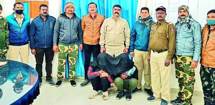 Daen youths arrested with indigenous gangs | देशी कट्ट्यासह दाेन तरुणांना अटक Daen youths arrested with indigenous gangs | देशी कट्ट्यासह दाेन तरुणांना अटक