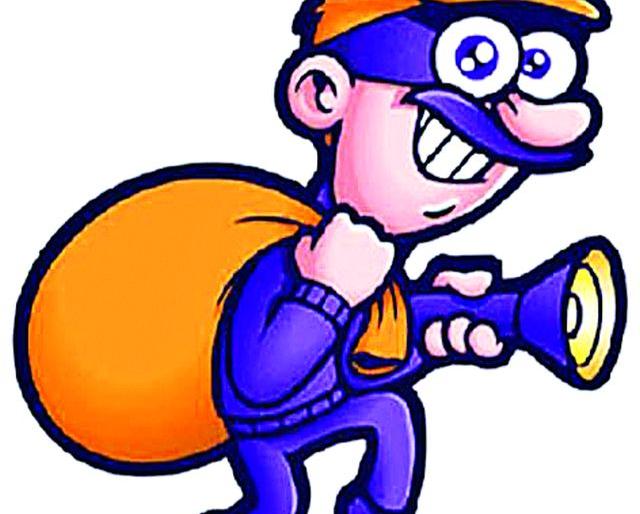 Chimura brave brave theft | चिमुरात भरवस्तीत धाडसी चोरी Chimura brave brave theft | चिमुरात भरवस्तीत धाडसी चोरी