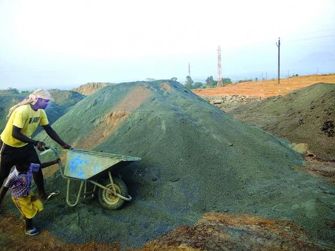 Government projects stand on crush sand Reinforce the observance of the terms of the Governing Circular | क्रश सँडवरतीच उभा शासन प्रकल्पांचा डोलारा ! परिपत्रकातील अटींच्या पालनाने मजबुतीकरण Government projects stand on crush sand Reinforce the observance of the terms of the Governing Circular | क्रश सँडवरतीच उभा शासन प्रकल्पांचा डोलारा ! परिपत्रकातील अटींच्या पालनाने मजबुतीकरण