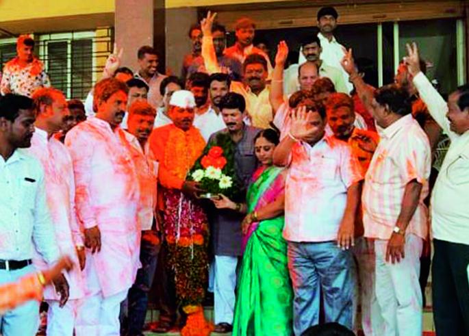 Kotraj Ghat to Congress rooms; BJP car smooth! | काँग्रेसचा कोठेंना कात्रजचा घाट; भाजपची गाडी सुसाट ! Kotraj Ghat to Congress rooms; BJP car smooth! | काँग्रेसचा कोठेंना कात्रजचा घाट; भाजपची गाडी सुसाट !