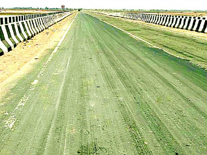 Marketing of Sironcha Taluka due to bridge works in Telangana | पुलांमुळे सिरोंचा तालुक्याची मार्केटिंग तेलंगणात Marketing of Sironcha Taluka due to bridge works in Telangana | पुलांमुळे सिरोंचा तालुक्याची मार्केटिंग तेलंगणात