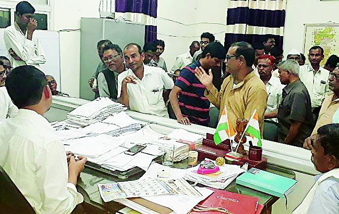 Demand for millions of land in millions | कोटींच्या जमिनीची लाखांत मागणी