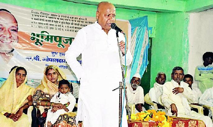 The government does not care about anyone | सरकारला कुणाचीही चिंता नाही The government does not care about anyone | सरकारला कुणाचीही चिंता नाही