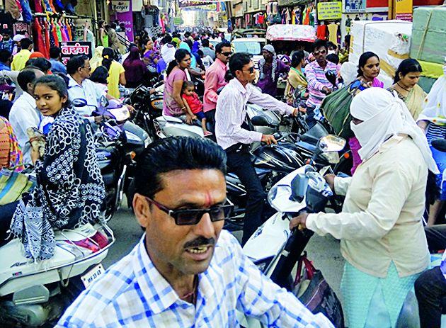 The city's traffic congestion will continue | शहरातील वाहतुकीची कोंडी सुटणार The city's traffic congestion will continue | शहरातील वाहतुकीची कोंडी सुटणार