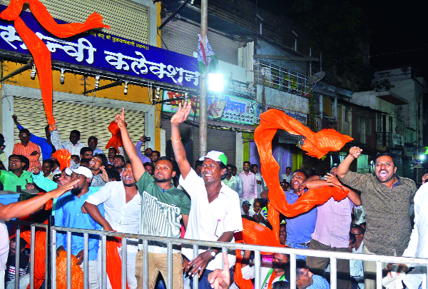 Mahadik will not allow a single vote to fall: Hasan Mushrif | महाडिकांना एक मतही कमी पडू देणार नाही: हसन मुश्रीफ