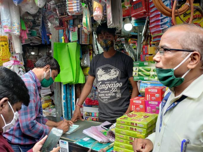 Municipal Corporation keeps a close eye on the citizens who break the rules | नियम मोडणाऱ्या नागरिकांवर पालिकेची करडी नजर Municipal Corporation keeps a close eye on the citizens who break the rules | नियम मोडणाऱ्या नागरिकांवर पालिकेची करडी नजर