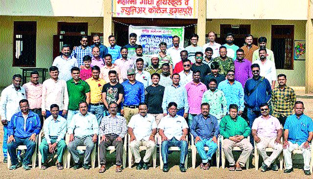 Twenty years later a refurbished school! | वीस वर्षांनंतर पुन्हा भरली शाळा !