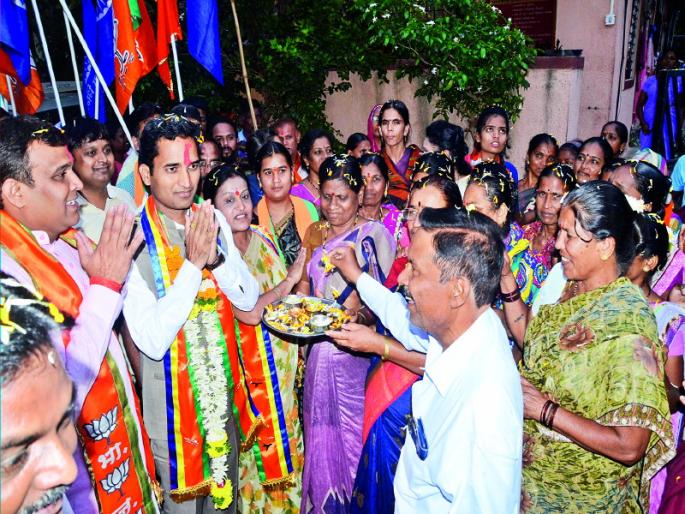 Maharashtra Election 2019 : Show their place to those who are hurting the poor: jagdish mulik | Maharashtra Election 2019 : गरिबांना त्रास देणाऱ्यांना त्यांची जागा दाखवा : जगदीश मुळीक Maharashtra Election 2019 : Show their place to those who are hurting the poor: jagdish mulik | Maharashtra Election 2019 : गरिबांना त्रास देणाऱ्यांना त्यांची जागा दाखवा : जगदीश मुळीक