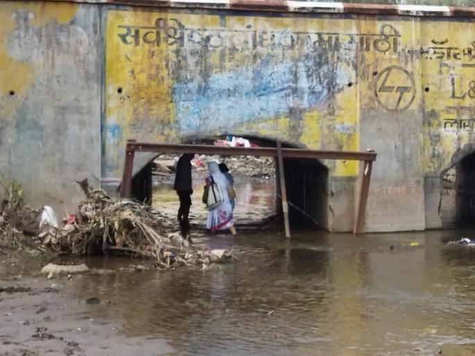 Railway administration's move on subway | सब-वे बाबत रेल्वे प्रशासनाचे घूमजाव