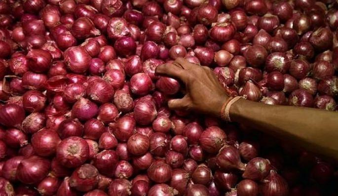 Export ban imposed by Center is unfortunate: Bharat Dighole | केंद्राने लादलेली निर्यातबंदी दुर्देवी : भरत दिघोळे