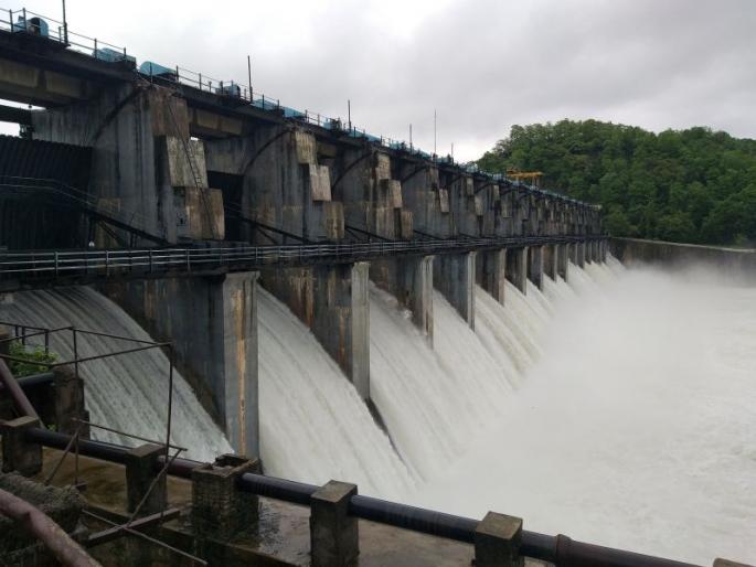 16 gates of Pench dam opened in Nagpur district; Shri Kshetra Ghogra drowned | नागपूर जिल्ह्यात पेंच धरणाचे १६ दरवाजे उघडले; श्री क्षेत्र घोगरा बुडाले 16 gates of Pench dam opened in Nagpur district; Shri Kshetra Ghogra drowned | नागपूर जिल्ह्यात पेंच धरणाचे १६ दरवाजे उघडले; श्री क्षेत्र घोगरा बुडाले