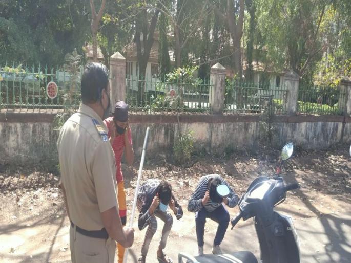 Nashikar, sit still! | नाशिककर, आता तरी बस्स कर! Nashikar, sit still! | नाशिककर, आता तरी बस्स कर!