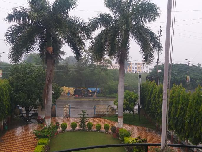 Mountain- The plan to walk on the hills failed; Rains continue in Nagar district | डोंगर- टेकड्यांवर फिरायचा बेत फसला; नगर जिल्ह्यात पावसाची रिमझिम सुरू Mountain- The plan to walk on the hills failed; Rains continue in Nagar district | डोंगर- टेकड्यांवर फिरायचा बेत फसला; नगर जिल्ह्यात पावसाची रिमझिम सुरू