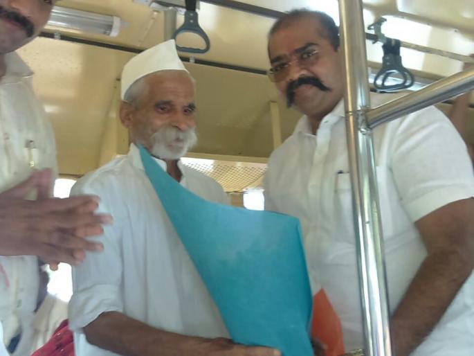 Sangli: MLAs stopped STF to visit Sambhaji Bhat | सांगली : संभाजी भिडेंच्या भेटीसाठी आमदारांनी थांबविली एसटी Sangli: MLAs stopped STF to visit Sambhaji Bhat | सांगली : संभाजी भिडेंच्या भेटीसाठी आमदारांनी थांबविली एसटी