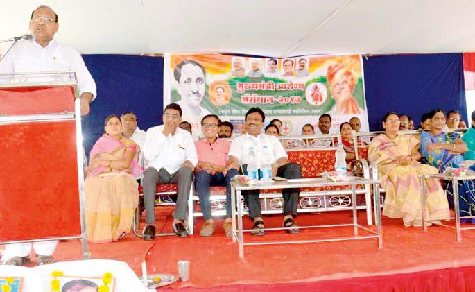 The youth should give their health to the community | युवकांनी आरोग्य जोपासून समाजाला चालना द्यावी The youth should give their health to the community | युवकांनी आरोग्य जोपासून समाजाला चालना द्यावी