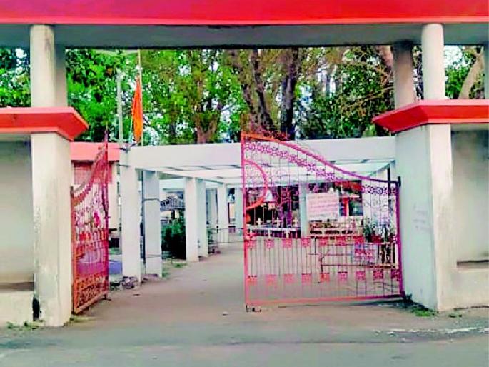 'Cremation' in liberation because of Corona's horror | कोरोनाच्या धास्तीमुळे मोक्षधामात ‘स्मशानशांतता’ 'Cremation' in liberation because of Corona's horror | कोरोनाच्या धास्तीमुळे मोक्षधामात ‘स्मशानशांतता’