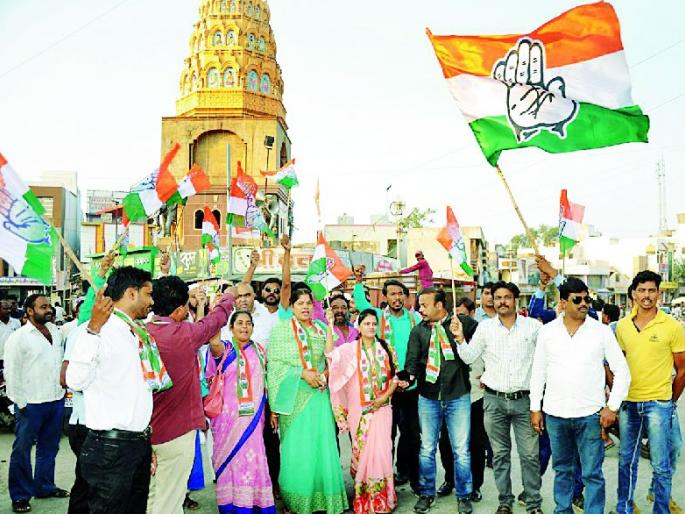 Congress in power | निकालाने काँग्रेसमध्ये ऊर्जा