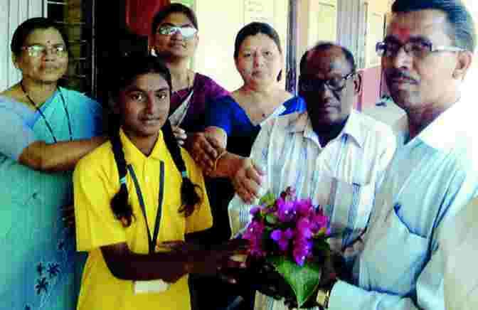 Vidhya Vidyapith of Malkhed School intervened | मालखेड शाळेची विद्या प्राधिकरणाकडून दखल Vidhya Vidyapith of Malkhed School intervened | मालखेड शाळेची विद्या प्राधिकरणाकडून दखल