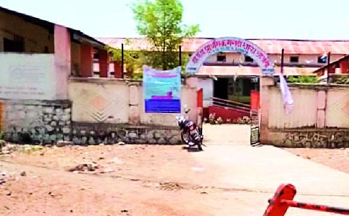 Lok Sabha Election 2019; Universal festival but calm down | Lok Sabha Election 2019; सर्वदूर उत्सव पण आजंती शांत Lok Sabha Election 2019; Universal festival but calm down | Lok Sabha Election 2019; सर्वदूर उत्सव पण आजंती शांत