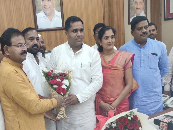 The district lead of jilha parishad by women's who coming ordinary family | सामान्य कुटुंबातील महिला जिल्ह्याची कारभारी The district lead of jilha parishad by women's who coming ordinary family | सामान्य कुटुंबातील महिला जिल्ह्याची कारभारी