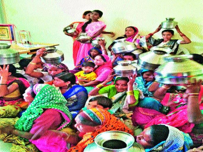 Hatti Pada Women's Handa Morcha | हट्टीपाडा महिलांचा हंडा मोर्चा