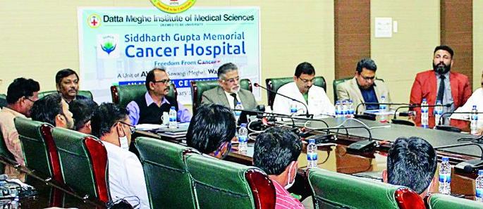 Cancer Hospital will be popular for patients from outside Vidarbha including Vidarbha | विदर्भासह विदर्भाबाहेरील रुग्णांसाठी लोकाभिमुख ठरेल कॅन्सर हॉस्पिटल