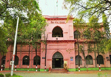 To give 9 lakh rupees actually gave 90 lakhs | द्यायचे होते ९ लाख रुपये प्रत्यक्षात दिले ९० लाख To give 9 lakh rupees actually gave 90 lakhs | द्यायचे होते ९ लाख रुपये प्रत्यक्षात दिले ९० लाख