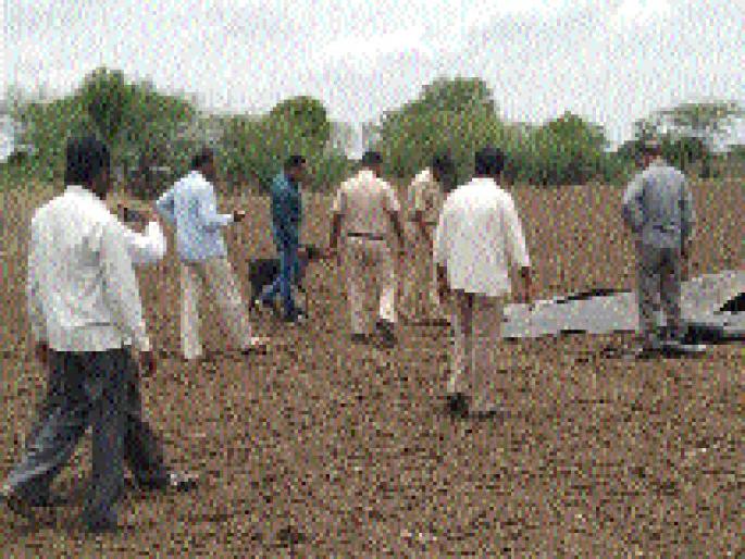 One among the robbers was seriously injured | दरोडेखोरांच्या हल्ल्यात एकजण गंभीर One among the robbers was seriously injured | दरोडेखोरांच्या हल्ल्यात एकजण गंभीर