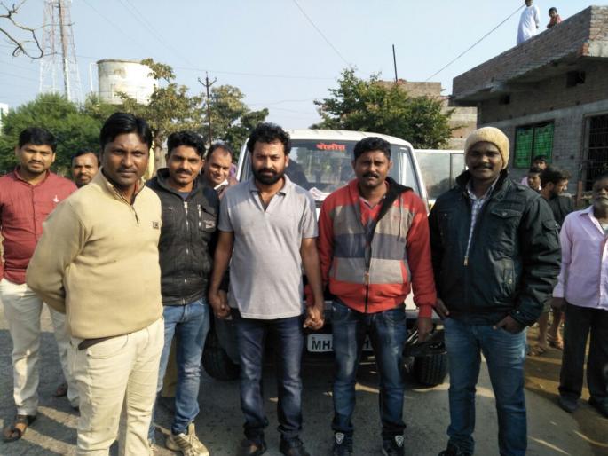 Mangesh Sathe arrested in Bank of India fake gold case from Jalna | बँक आॅफ इंडिया बनावट सोने प्रकरणातील ठगसेन मंगेश साठे याला जालना येथून अटक Mangesh Sathe arrested in Bank of India fake gold case from Jalna | बँक आॅफ इंडिया बनावट सोने प्रकरणातील ठगसेन मंगेश साठे याला जालना येथून अटक