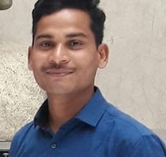 Just different! fail in ssc exam thrice, now preparing for DYSP | जरा हटके! दहावीत तीनदा नापास, आता होणार डीवायएसपी Just different! fail in ssc exam thrice, now preparing for DYSP | जरा हटके! दहावीत तीनदा नापास, आता होणार डीवायएसपी