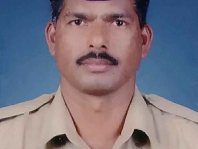 S. P., the Commissioner himself was stopped by two policemen | एस. पी., आयुक्तांनाच दोघा पोलिसांनी रोखले S. P., the Commissioner himself was stopped by two policemen | एस. पी., आयुक्तांनाच दोघा पोलिसांनी रोखले