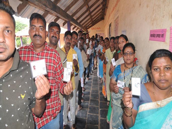 60 Percentage votes in Kolhapur North Assembly constituency by election | कोल्हापूर उत्तरसाठी ईर्ष्येने ६० टक्के मतदान, शनिवारी फैसला