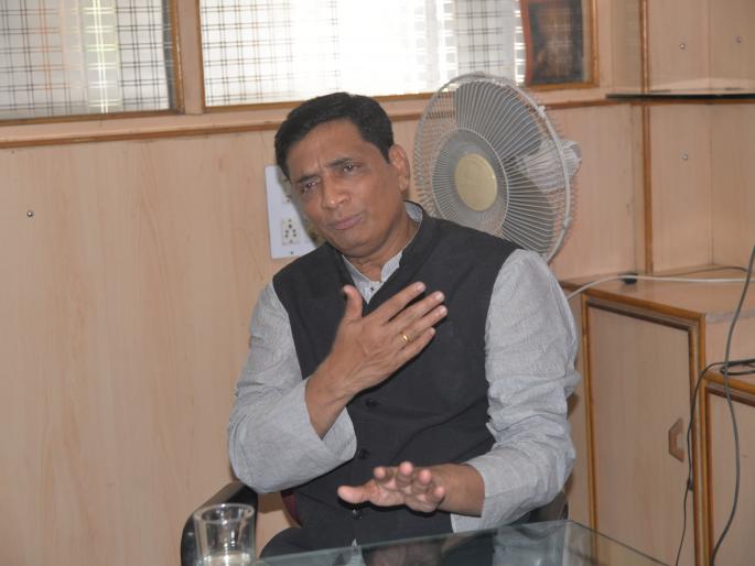 Rehabilitation of Mumbai University reinstated by month: Devanand Shinde | मुंबई विद्यापीठातील पुनर्मूल्यांकनाचे निकाल महिनाअखेरपर्यंत : देवानंद शिंदे