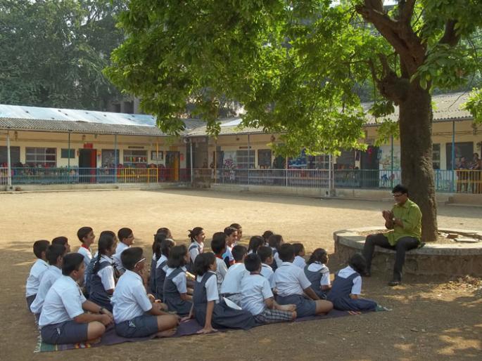 Fight for the General Workers of Marathi School Conservation | मराठी शाळा संवर्धनास सामान्य कार्यकर्त्यांचा लढा