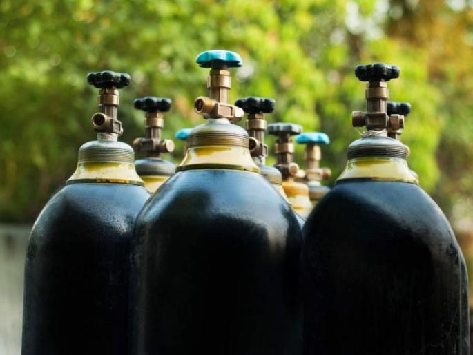 There will be no shortage of oxygen in Nagpur; Jalaj Sharma | नागपुरात ऑक्सिजनची कमतरता भासणार नाही; जलज शर्मा यांची ग्वाही There will be no shortage of oxygen in Nagpur; Jalaj Sharma | नागपुरात ऑक्सिजनची कमतरता भासणार नाही; जलज शर्मा यांची ग्वाही